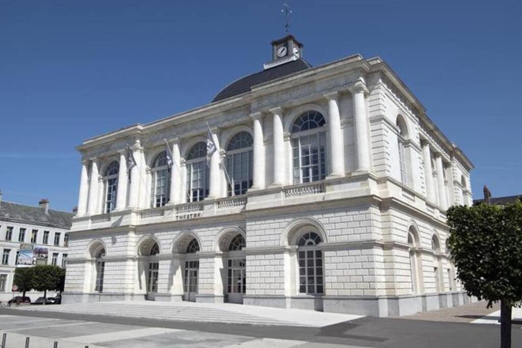 Studio Papillon En Plein Coeur De Ville Saint-Omer  Esterno foto